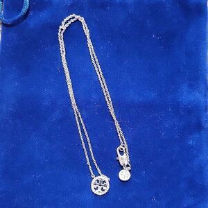 Tory Burch 16in necklace new silver
